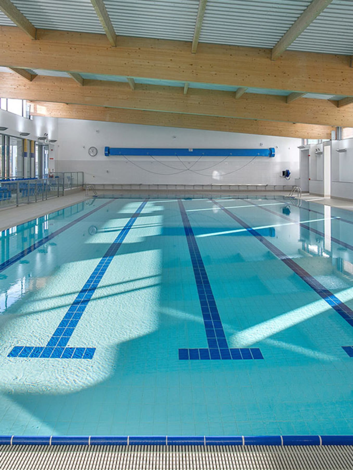 indoor 50m pool